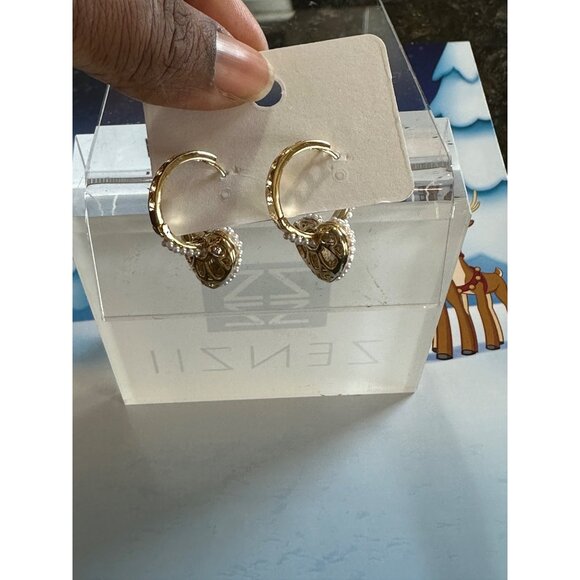 Gold-Plated Pearly Heart Hoop Earrings With Elegant Design Bridal Going Out NWT - Picture 5 of 6